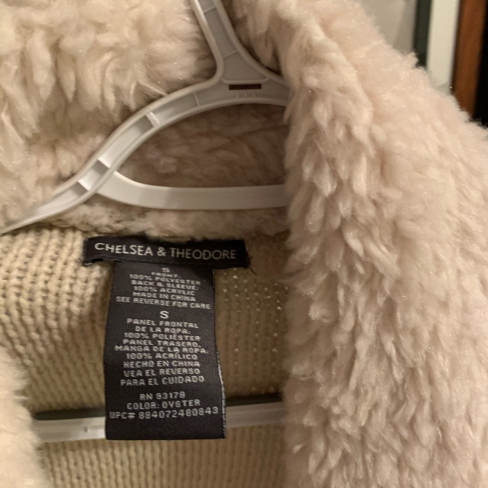 Sweater - Picture 2 of 3